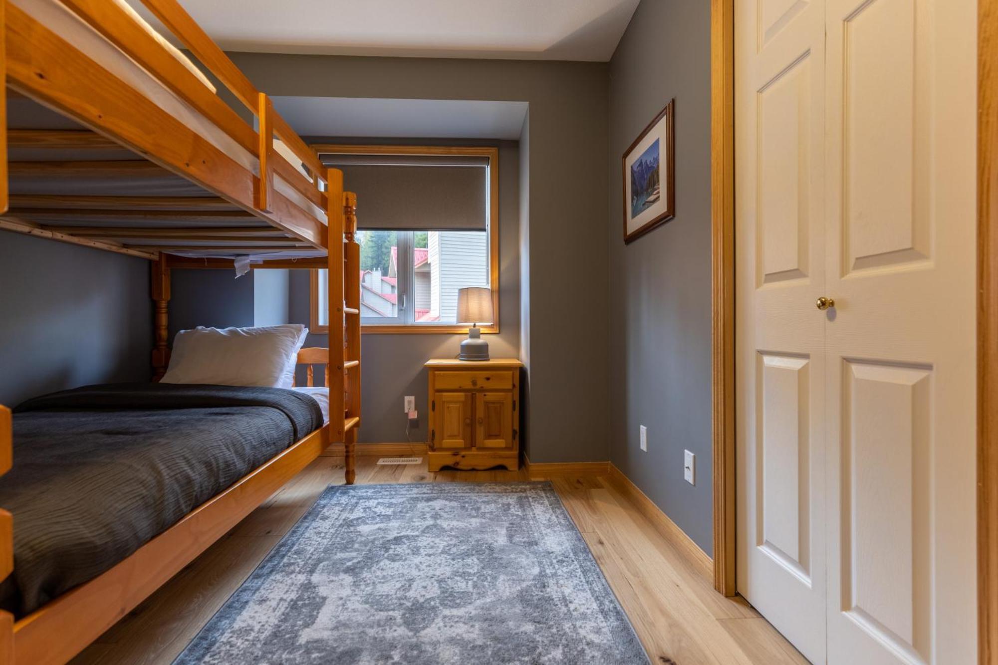 Stone Creek Chalets By Fernie Central Reservations Eksteriør billede