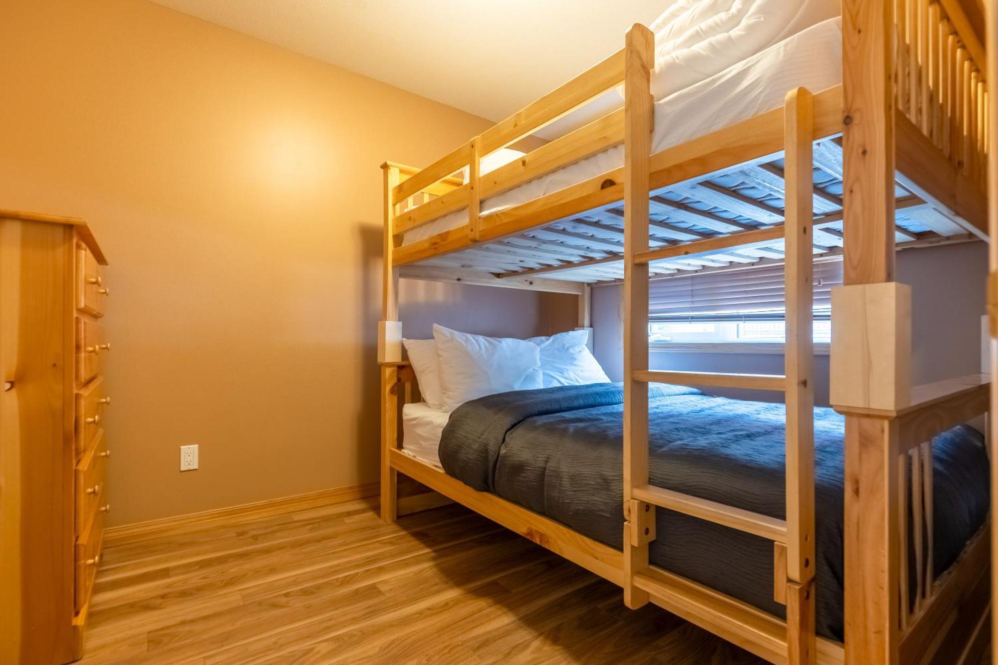 Stone Creek Chalets By Fernie Central Reservations Eksteriør billede