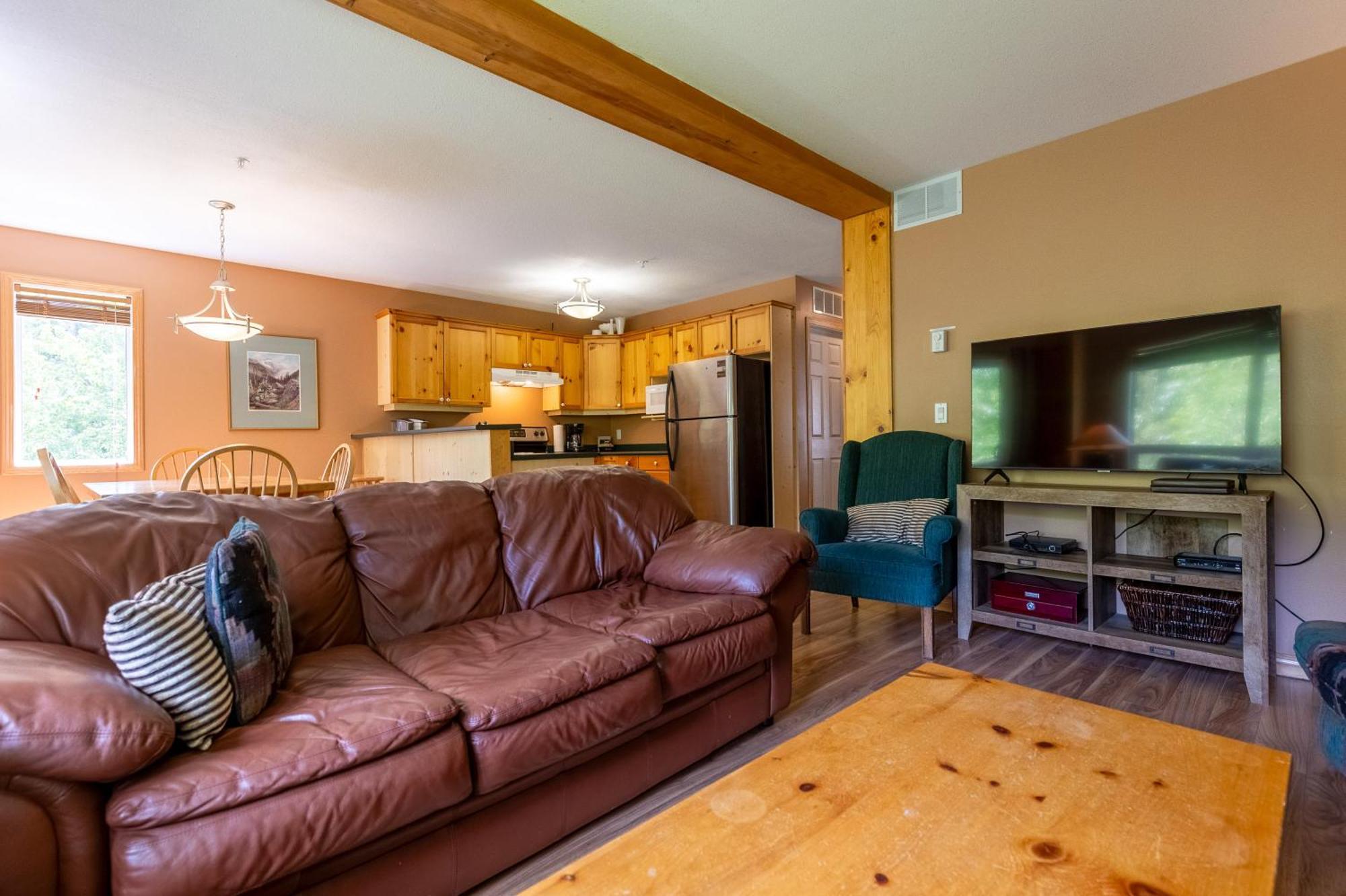 Stone Creek Chalets By Fernie Central Reservations Eksteriør billede