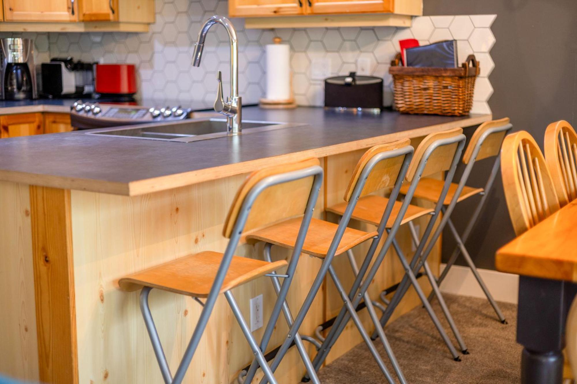 Stone Creek Chalets By Fernie Central Reservations Eksteriør billede